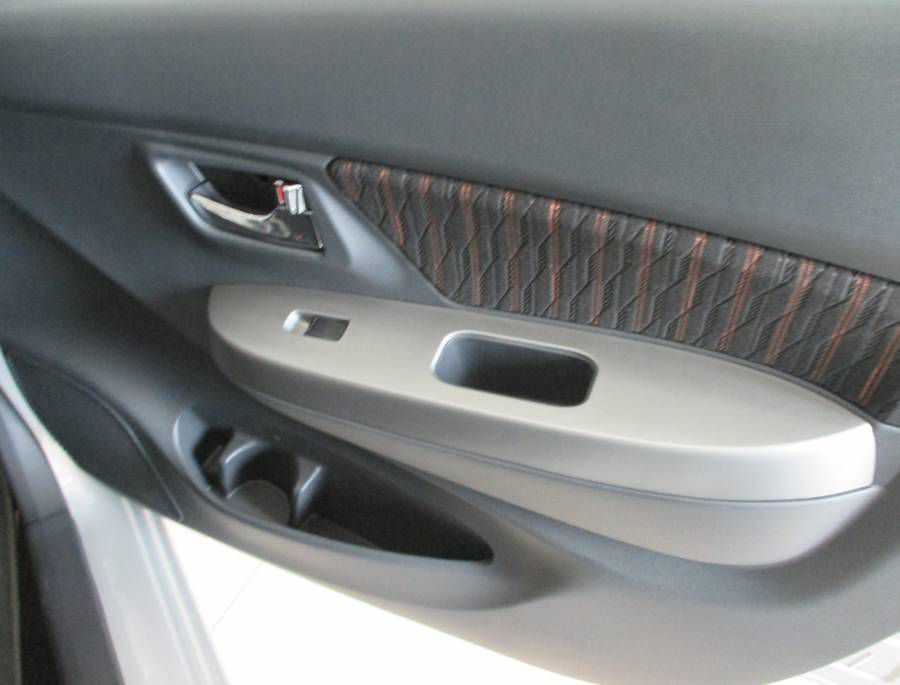 Ban Toyota Wigo 1.2AT 2019 moi Ho Chi Minh Chi can 115tr nhan xe ngay, Co du mau xe giao ngay toan quoc.