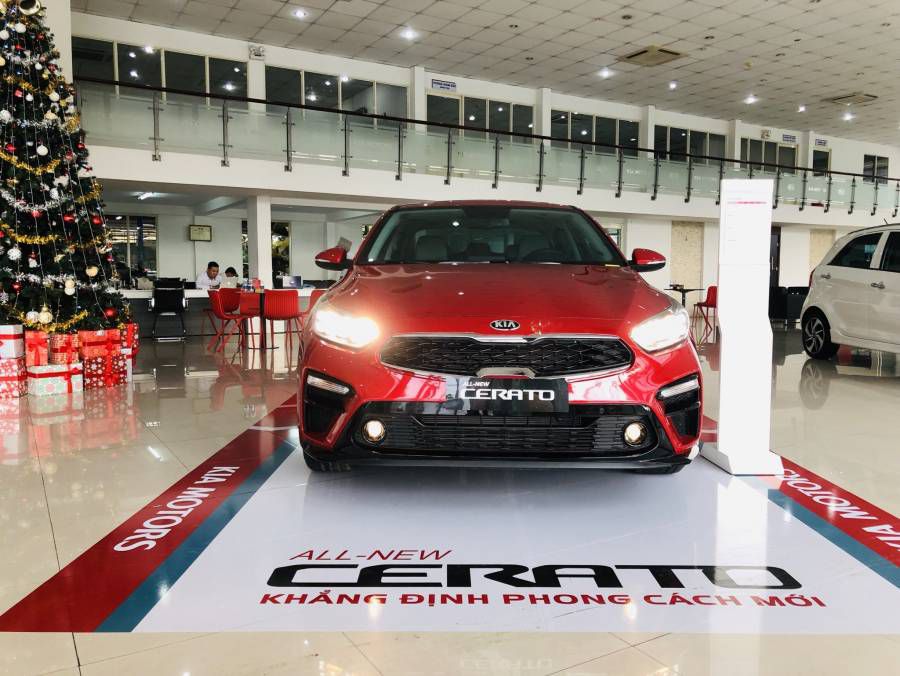KIA CERATO PREMIUM (2.0) GIA TOT NHAT KHU VUC, UU DAI LON TRONG THANG 6 - TRA TRUOC TU 175tr - CO XE GIAO NGAY - HOTLINE 08.6868.9191 (24/7)