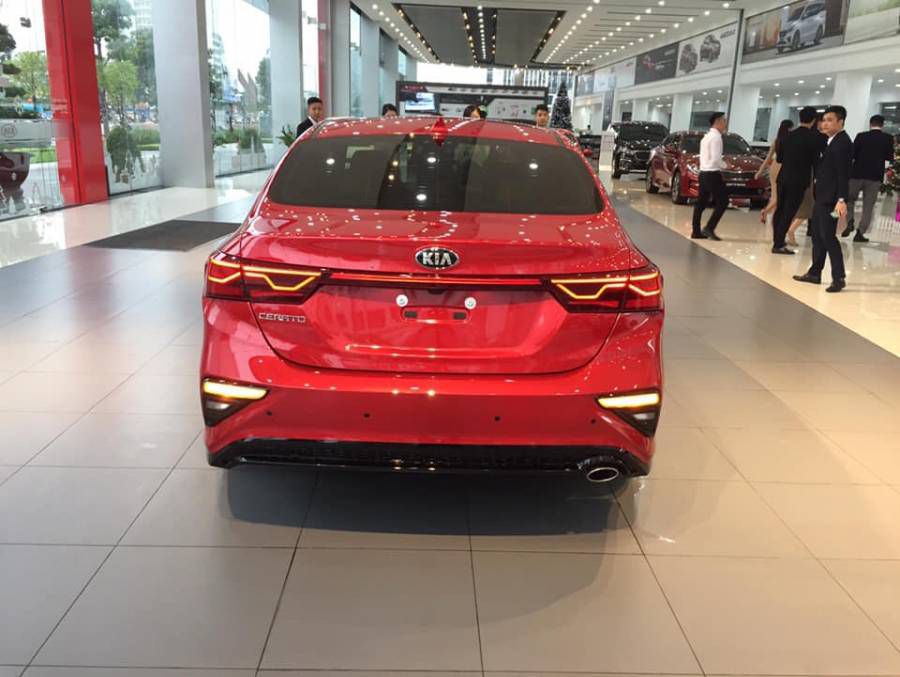 Kia Cerato Premium 2019 nhieu uu dai, du mau, xe co san va giao ngay, ho tro tra gop, lien he Mr. Hung 0908199026