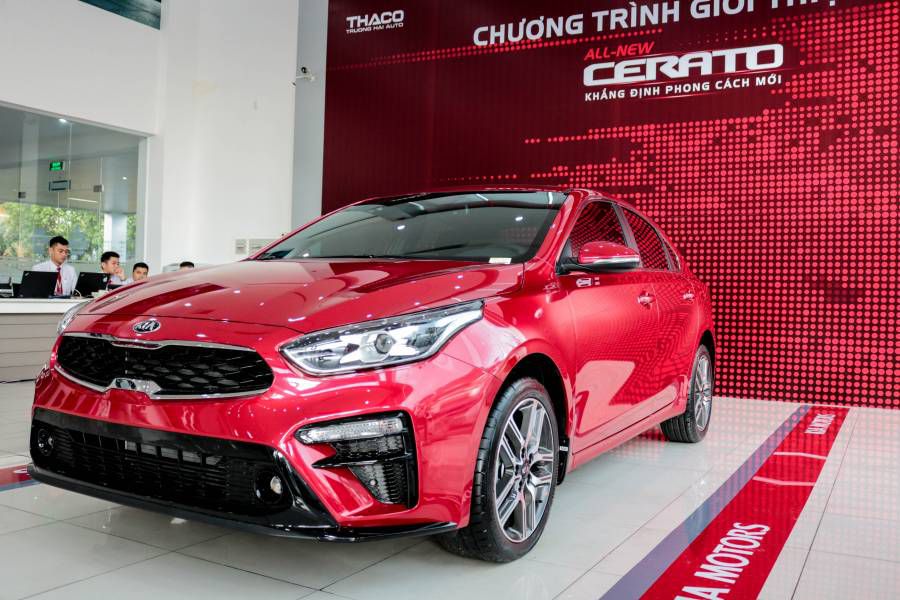 Kia Cerato Premium 2019 nhieu uu dai, du mau, xe co san va giao ngay, ho tro tra gop, lien he Mr. Hung 0908199026