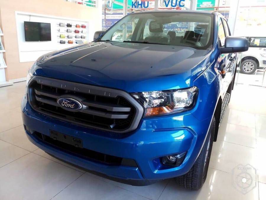 Ban Ford Ranger Wildtrack Bi-turbo moi du mau giao ngay LH: 0827707007