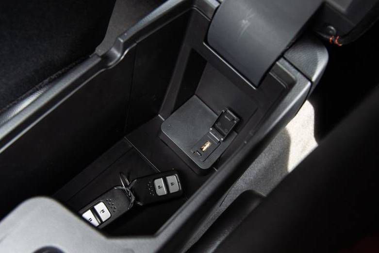 Ban Honda Jazz V 2019 New 100% - Xe Nhap Khau Thai Lan 100% - Tiet Kiem Xang - Phuc Vu Dich Vu/Gia Dinh/Ca Nhan - Ho Tro Ngan Hang 90%