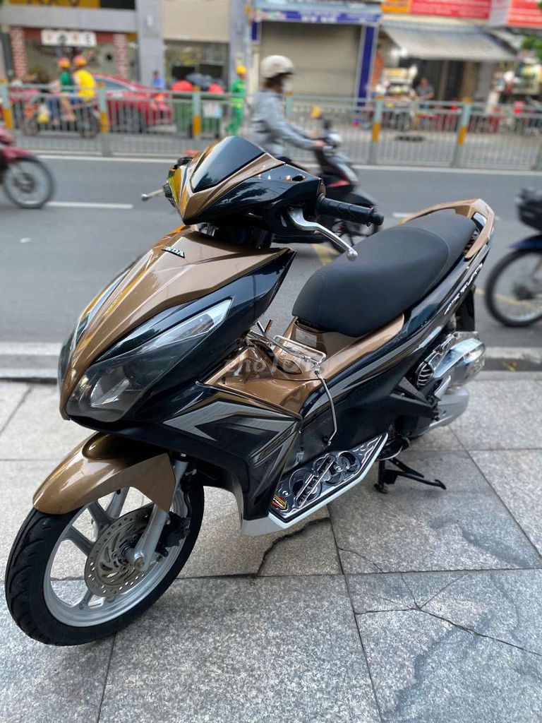 Honda air blade 2014 mới 90%bstp hồ sơ gốc cầm tay