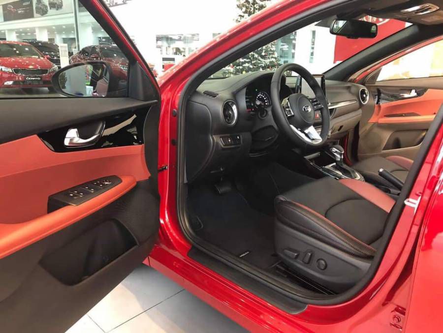 KIA CERATO PREMIUM (2.0) GIA TOT NHAT KHU VUC, UU DAI LON TRONG THANG 6 - TRA TRUOC TU 175tr - CO XE GIAO NGAY - HOTLINE 08.6868.9191 (24/7)