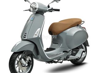 VESPA PRIMAVERA 125 - COMBO QUÀ TẶNG ĐỘC QUYỀN