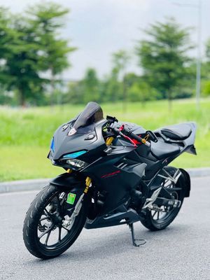 Honda cbr150r đky 9/2022 chạy 3000km