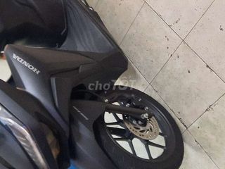 Vario.. 125