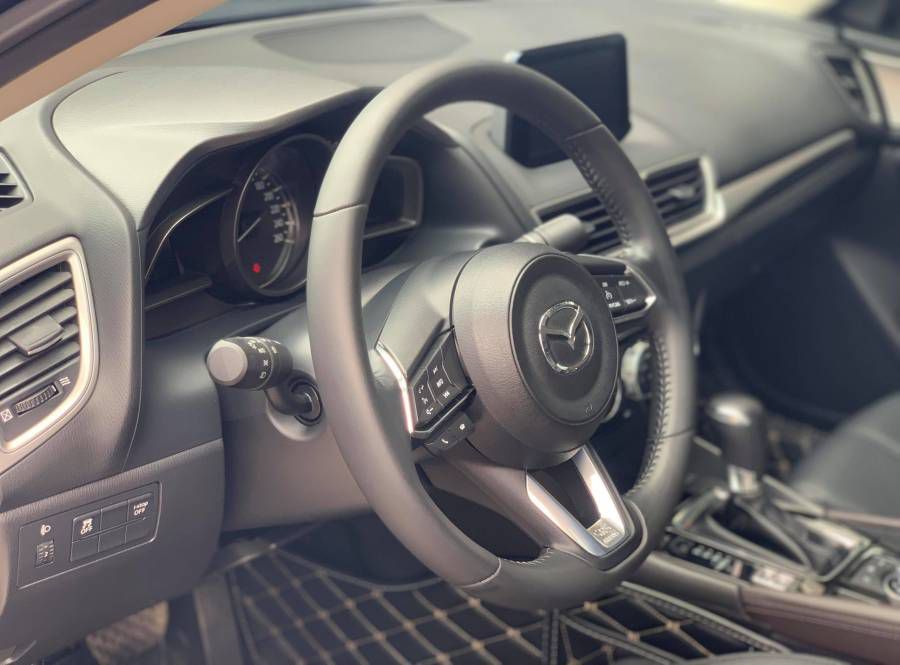 Ban Mazda 3 Sedan 1.5AT 2018 cu Ha Noi