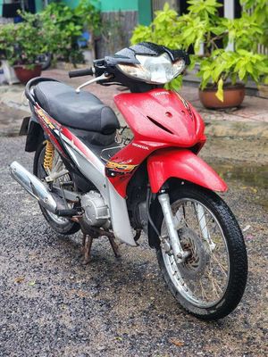 Honda wave rs sạch sẻ...bs 43
Máy móc cực ngon