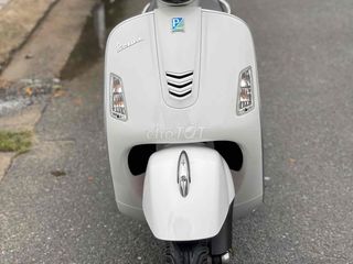 VESPA GTS 3VIE XE ĐẸP HỖ TRỢ TRẢ GÓP NỢ XẤU