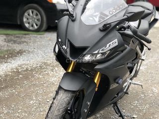 Yamaha R15 2021 đen cực đẹp