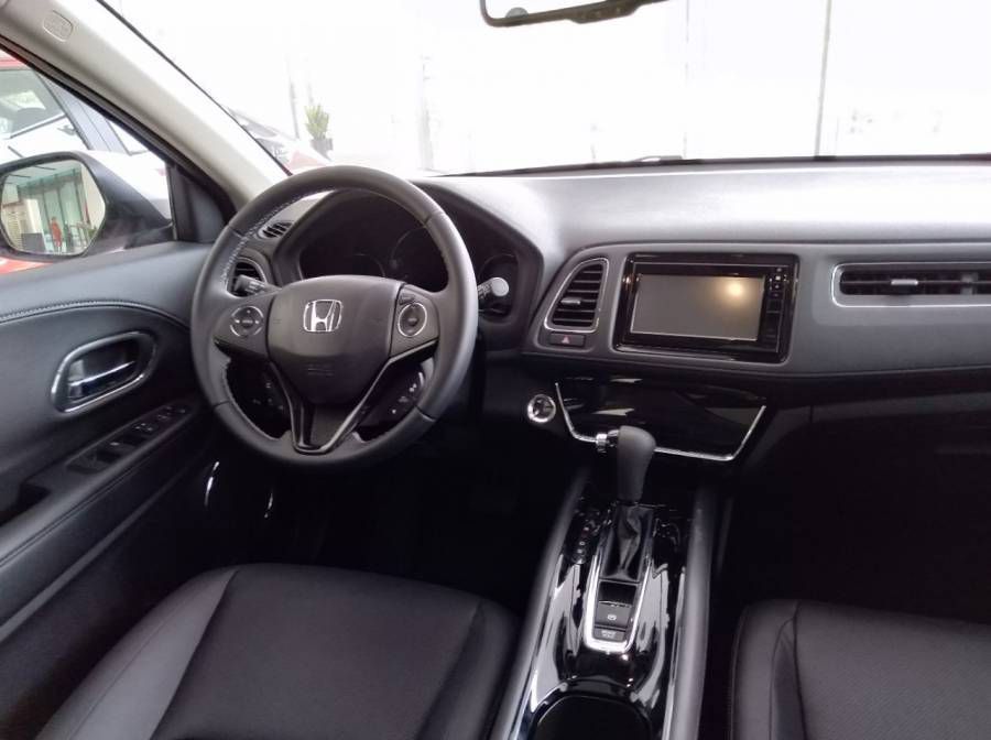 HONDA CRV MOI - XE GIAO NGAY, LIEN HE DE NHAN UU DAI TOT NHAT 0939757589