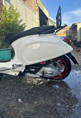 Vespa iget abs đời cao đồ chơi nhiều