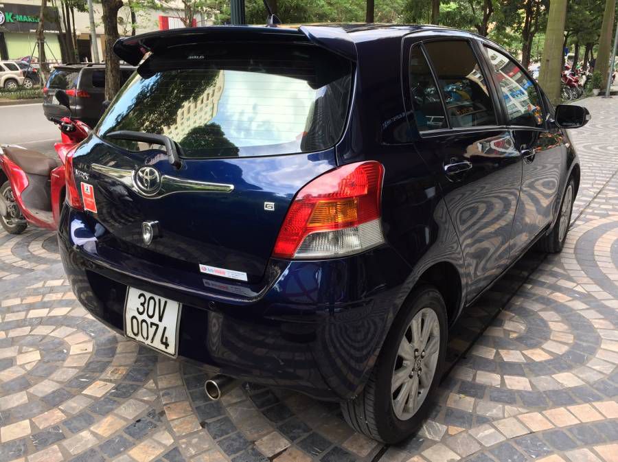 Ban Toyota Yaris 2009 1.5 AT