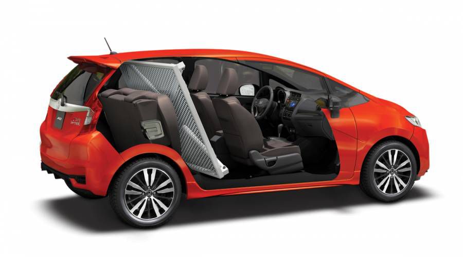 HONDA JAZZ 2019 NHAP KHAU GIAM GIA SOC LEN DEN 100TR TIEN MAT LH: 0968738833