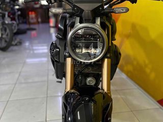 Mình cần bán Honda CB150R - nhập Thái Lan