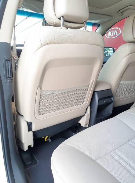 Kia Sorento 7 cho fullsize, sang trong dang cap, co xe giao ngay, goi ngay de co gia tot nhat