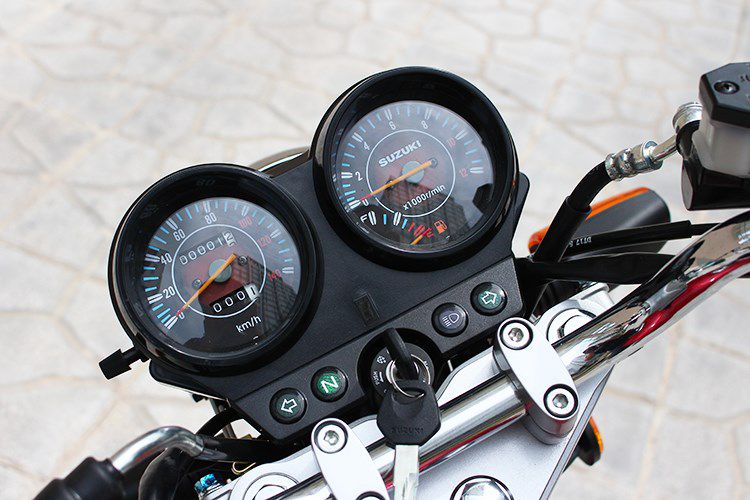Can canh moto Suzuki HJ125K-A hon 30 trieu tai Ha Noi-Hinh-5