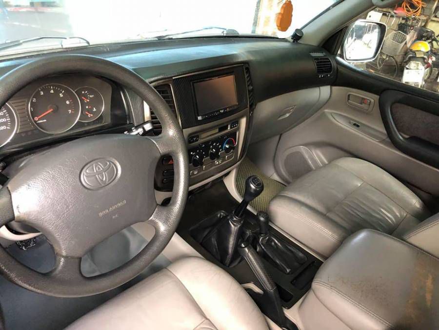 Xe Toyota Land Cruiser 2003 , chinh chu ban