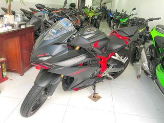 CBR250RR Màu Đen . HT Trả Góp 0 Đồng Tại Tấn Đạt