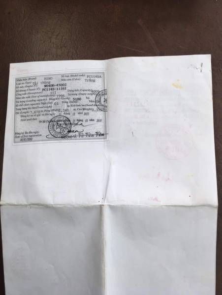 Ban xe Hino tai thung doi 1998 cu tai TP Ho Chi Minh