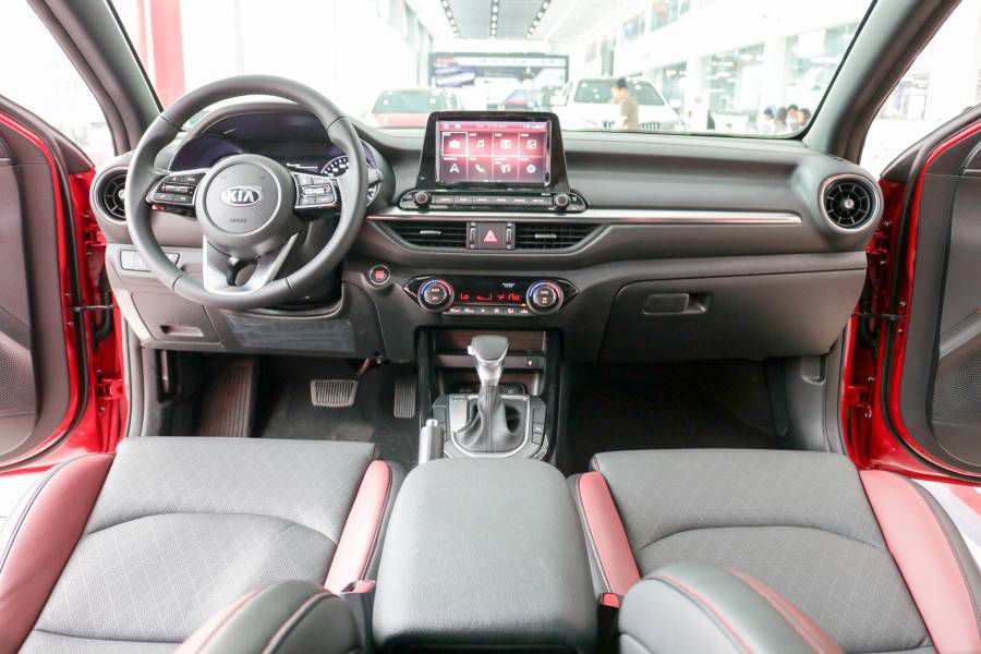 Kia Cerato Premium 2019 nhieu uu dai, du mau, xe co san va giao ngay, ho tro tra gop, lien he Mr. Hung 0908199026