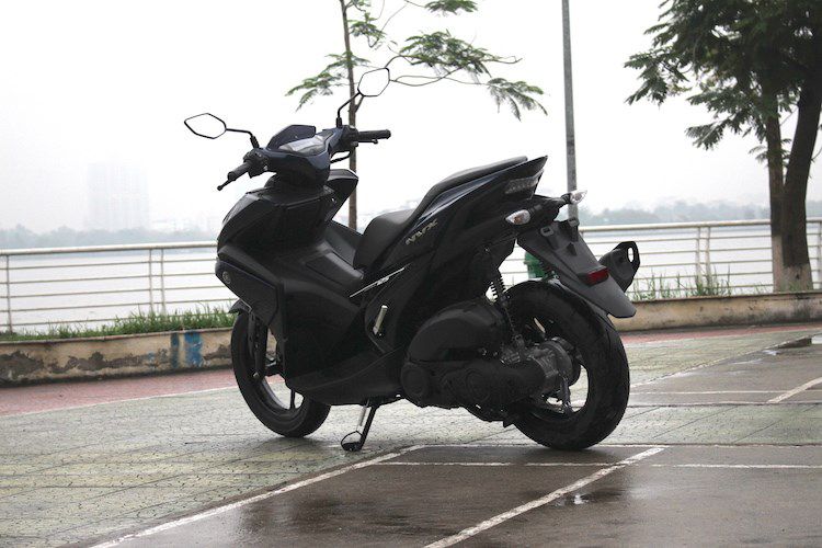 Cam lai xe tay ga Yamaha NVX “loi” tai Viet Nam-Hinh-2