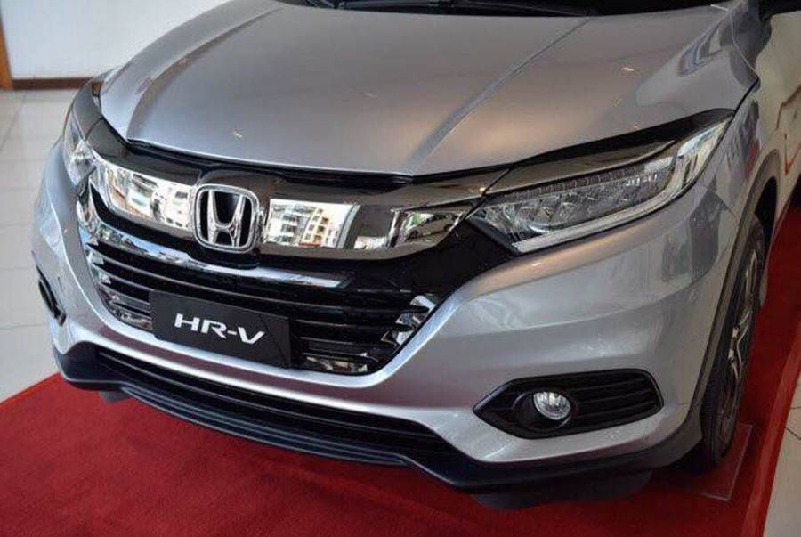 Ban Honda H-RV cao cap  ( DO/ DEN/TRANG/BAC)chi voi 250tr. GIAO NGAY THANG 4, Kem phu kien hap dan.