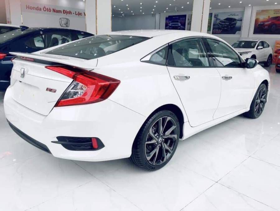 Honda Civic 2019 [300 Trieu Lay Xe Ngay] - Honda O To Binh Duong - Co Xe Giao Ngay