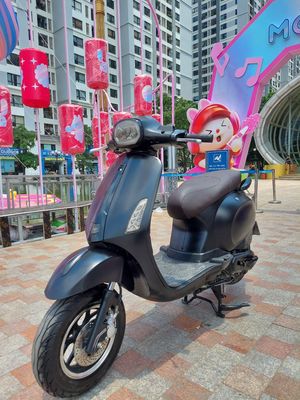 Bán xe Vespa 50cc mầu đen chính chủ