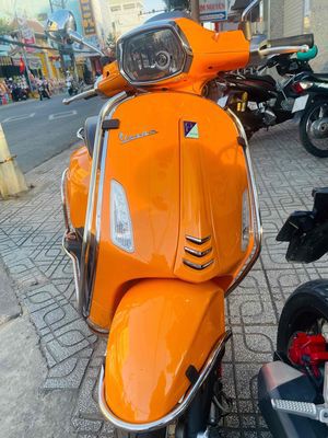 xe Vesspa phiên bản iget màu cam đk năm 2018