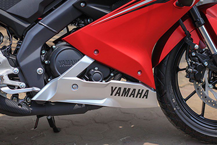Moto Yamaha R15 gia chi 99 trieu dong tai Viet Nam-Hinh-8