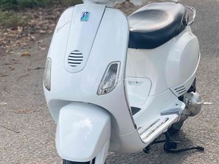 Piaggio vespa máy zin êm giấy tờ đầy đủ cần bán