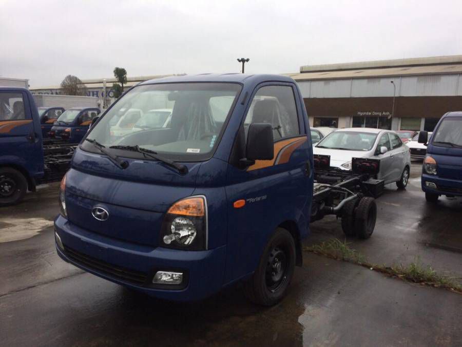 Hyundai dong xe Thuong Mai