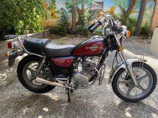 cần bán moto HONDA Custom CM 125cc Đỏ Đen - 1999 bs sài gòn chính chủ sang tên