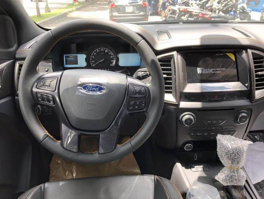 [LH: 0937.200.022] Ford Ranger Wildtrak 2019, Giam tien mat,Tang THUNG, TANG Bao Hiem. DU MAU, GIAO NGAY. HO TRO VAY 80%.