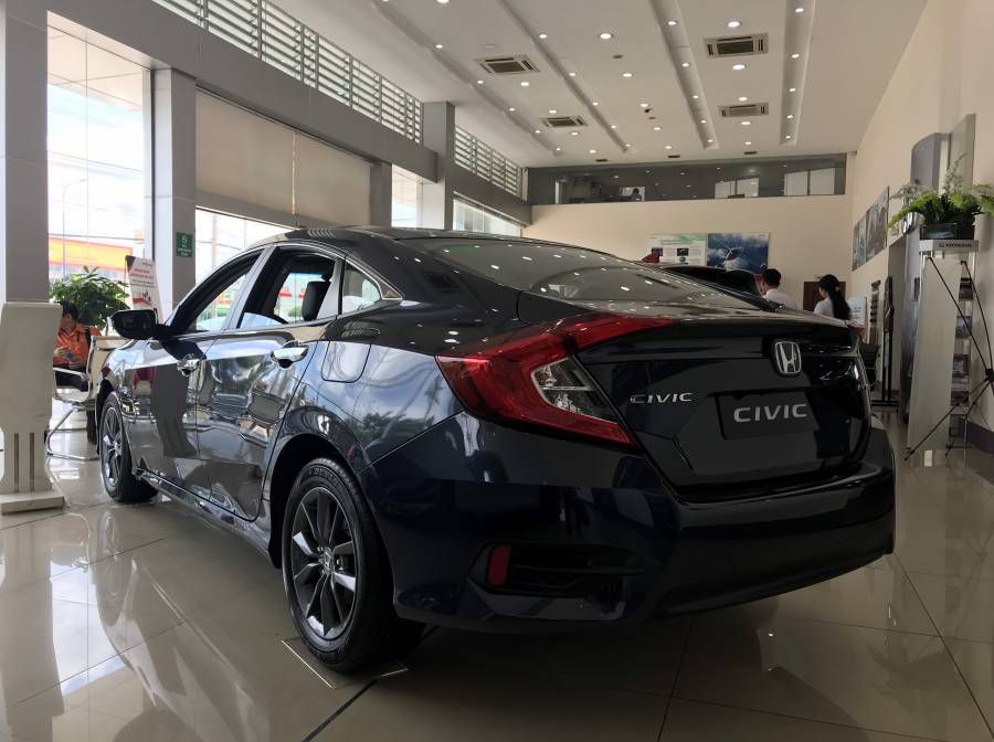 Ban Honda Civic E, G, RS 2019 moi Binh Duong Tang Ngay goi phu kien len toi 45tr LH: 0911556171
