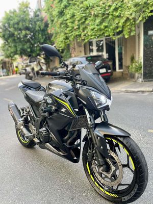 Z300 đập thùng mới 2021.Date 2018.Xe 1 chủ từ đầu