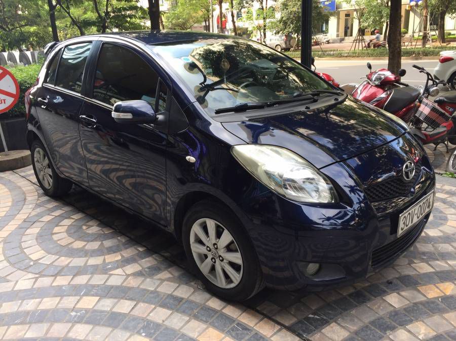 Ban Toyota Yaris 2009 1.5 AT