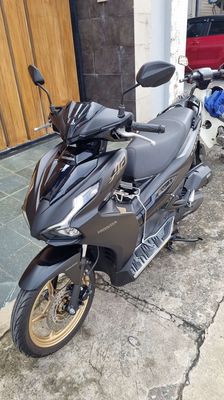 Bán lại xe ga honda ab 2023 đi 11 ngàn klm