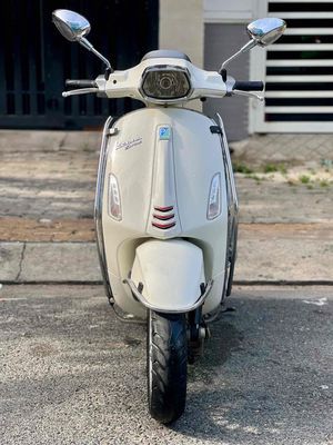 Piaggio Vespa 2015 chính chủ có trả góp nợ xấu