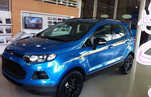 GIA XE FORD ECOSPORT AMBIENTE 1.5 MT 2019 HOT NHAT CHI 545TR