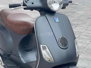 Vespa 2017 gtdd Máy móc nguyên bản ko đi cần bán