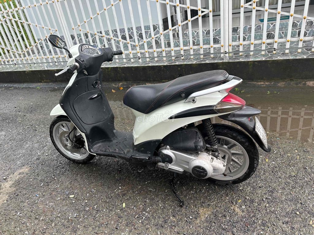 Liberty 125 FI xe zin