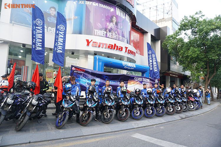 Yamaha Exciter 2019 Touring - xuyen Viet tu Sai Gon den Ha Giang