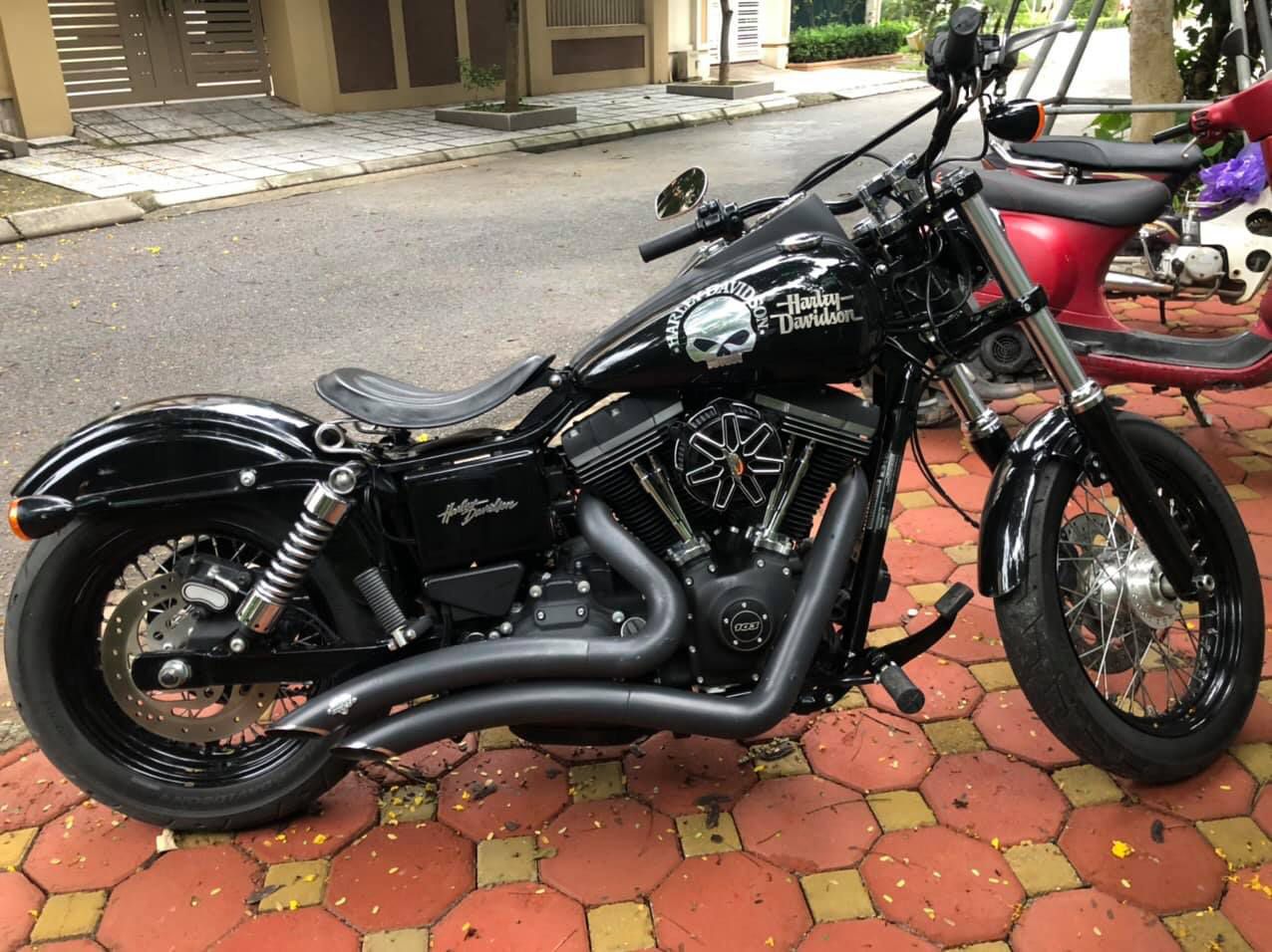Harley-Davidson Street Bob FXDR date 2016