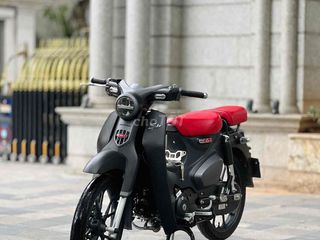 Honda Super Cub C125 900km