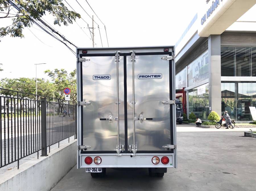 XE TAI KIA K250 2 TAN 5, 2 TAN 4, 1 TAN 49 O SAI GON