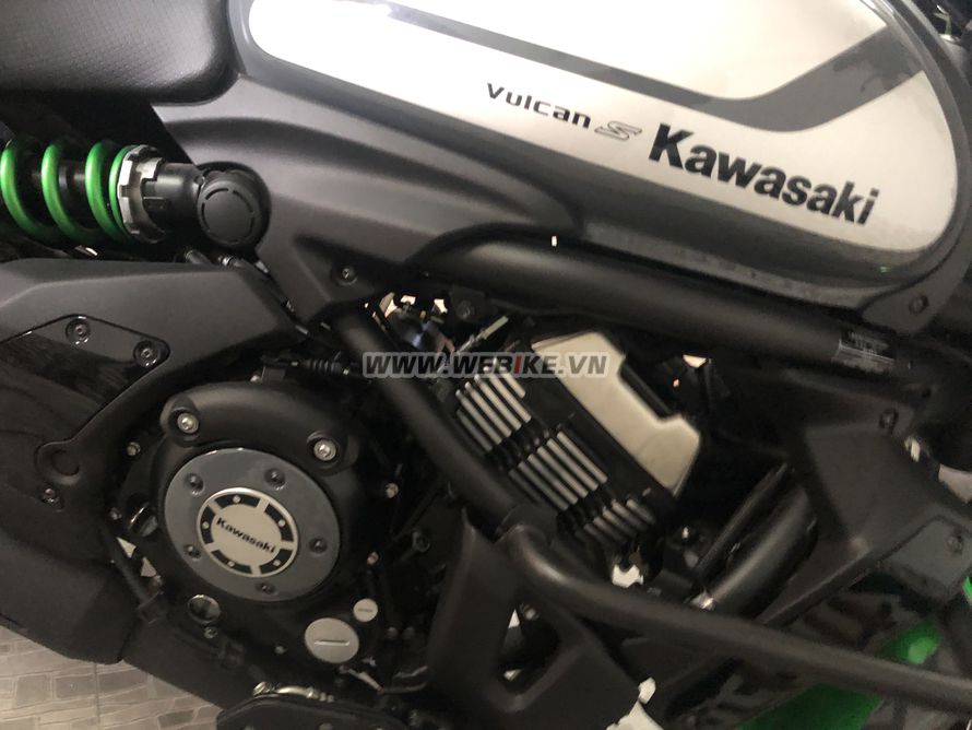 Can ban Kawasaki Vulcan S 650 2015 mau den xam o TPHCM gia 230tr MSP #953885