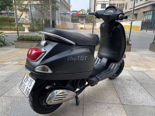 Hỗ trợ trả gópVespa lx phun xăng điện tử phom 2020